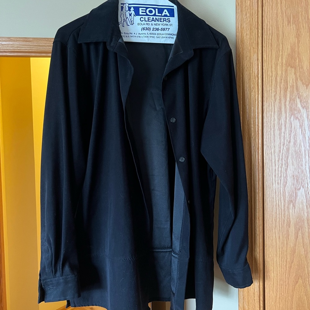 Stylish Women's Black Button-Down Shirt, Size Medium, by Casual Corner